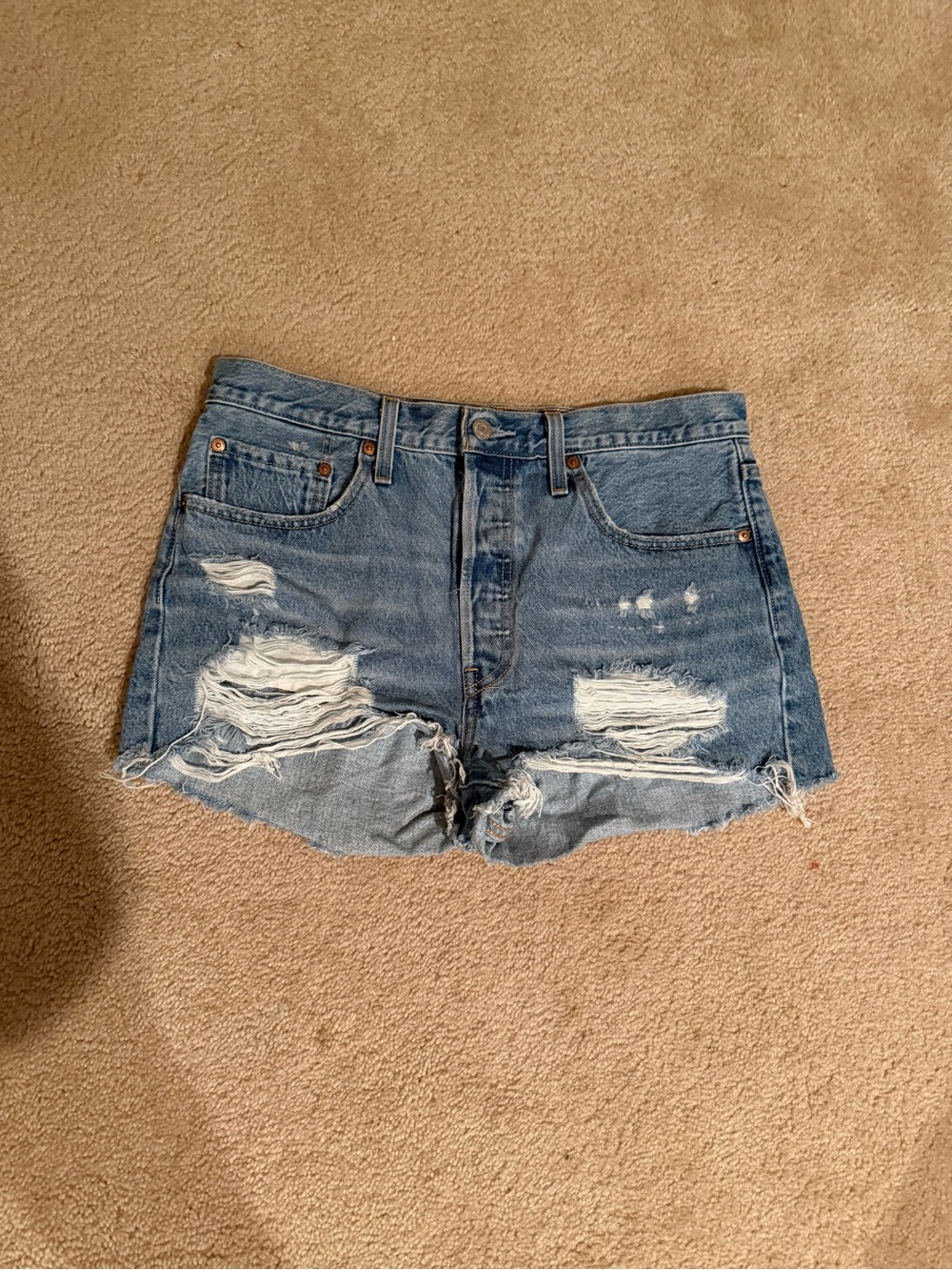 LEVI’S 501 SHORTS SIZE 31